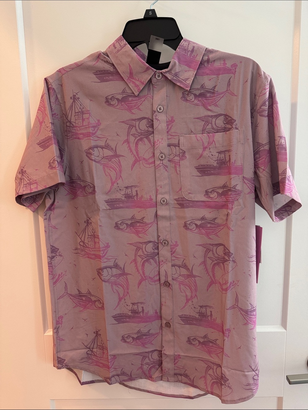Psycho tuna Men's Short-Sleeve Button-Up Shirt in Pink and Lavender size s